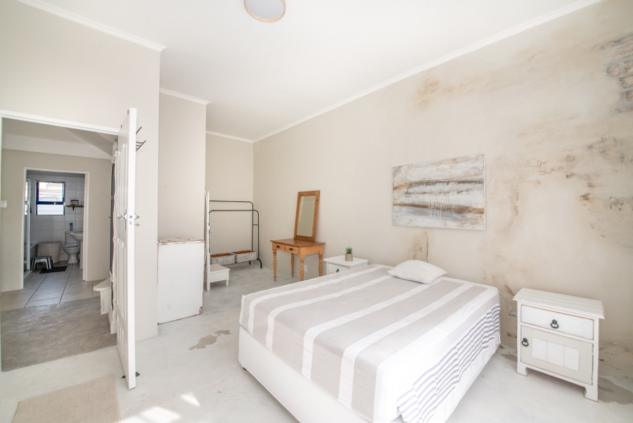 5 Bedroom Property for Sale in Bettys Bay Western Cape